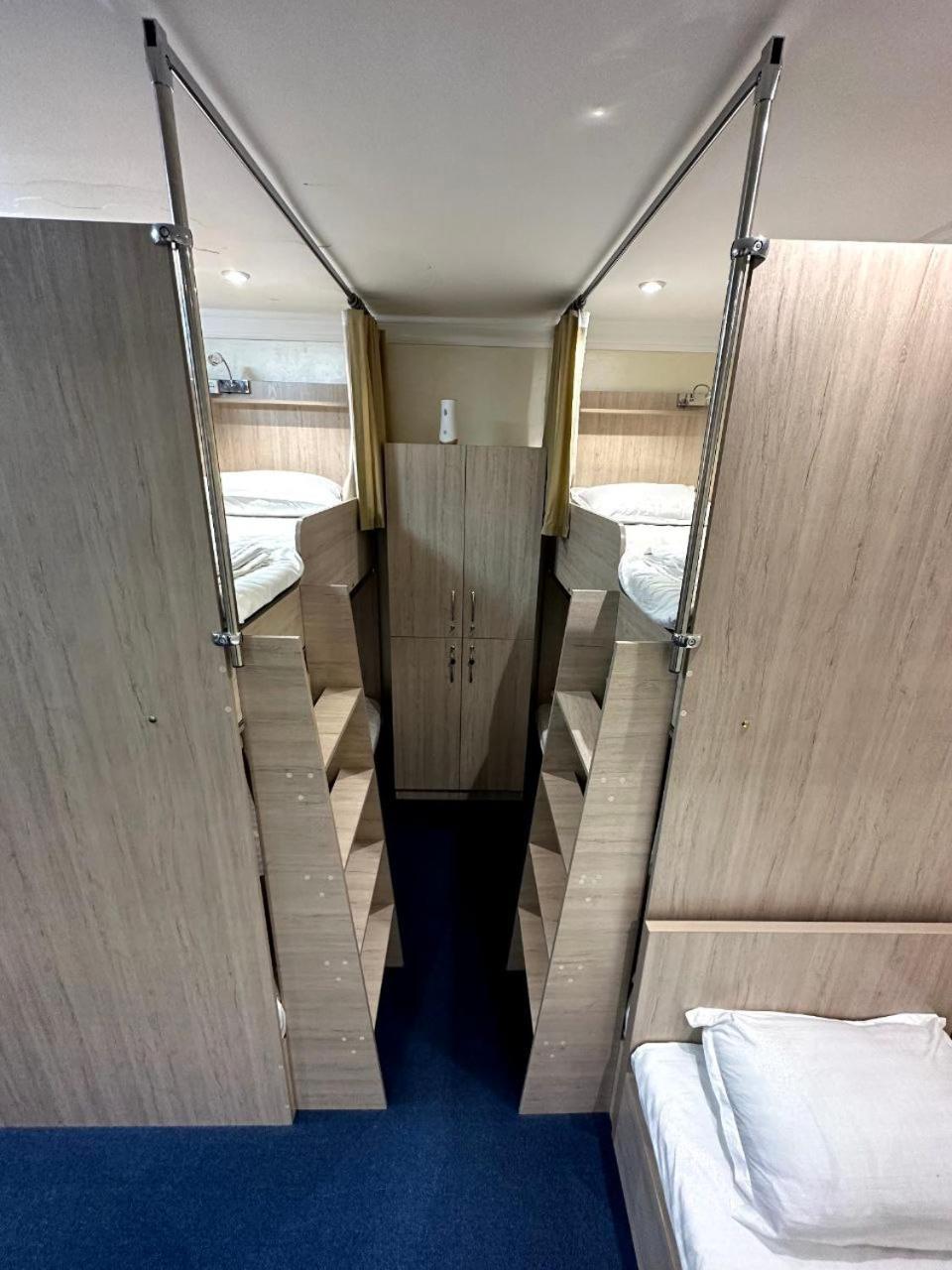 Loona Family Hostel Ташкент Экстерьер фото